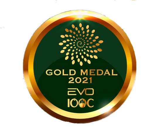 extra virgin olive oil with a gold medal from italian olive oil competition in 2021, italy EVO, EVOO with gold medal, best olive oil